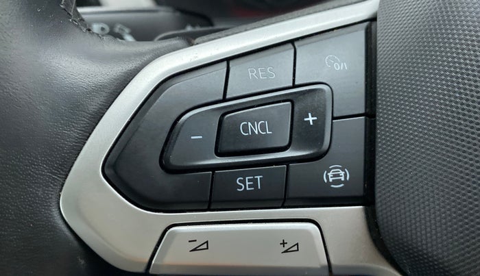 2022 Volkswagen TAIGUN HIGHLINE 1.0 TSI AT, Petrol, Automatic, 6,211 km, Adaptive Cruise Control