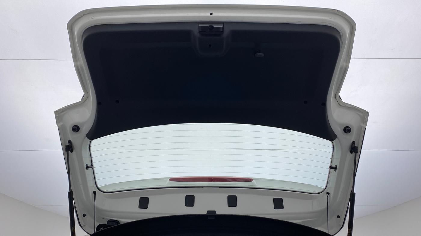 2022 Volkswagen TAIGUN HIGHLINE 1.0 TSI AT, Petrol, Automatic, 6,211 km, Boot Door Open