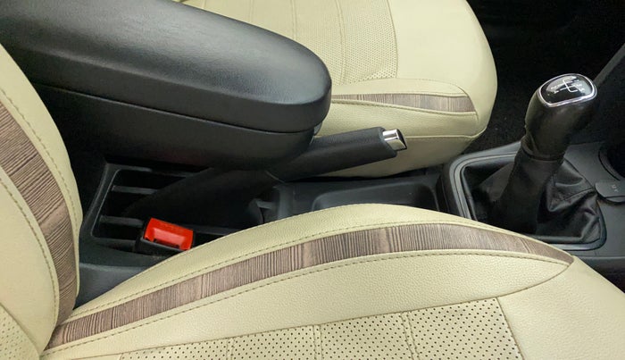 2018 Skoda Rapid AMBITION 1.5 TDI, Diesel, Manual, 86,754 km, Gear Lever