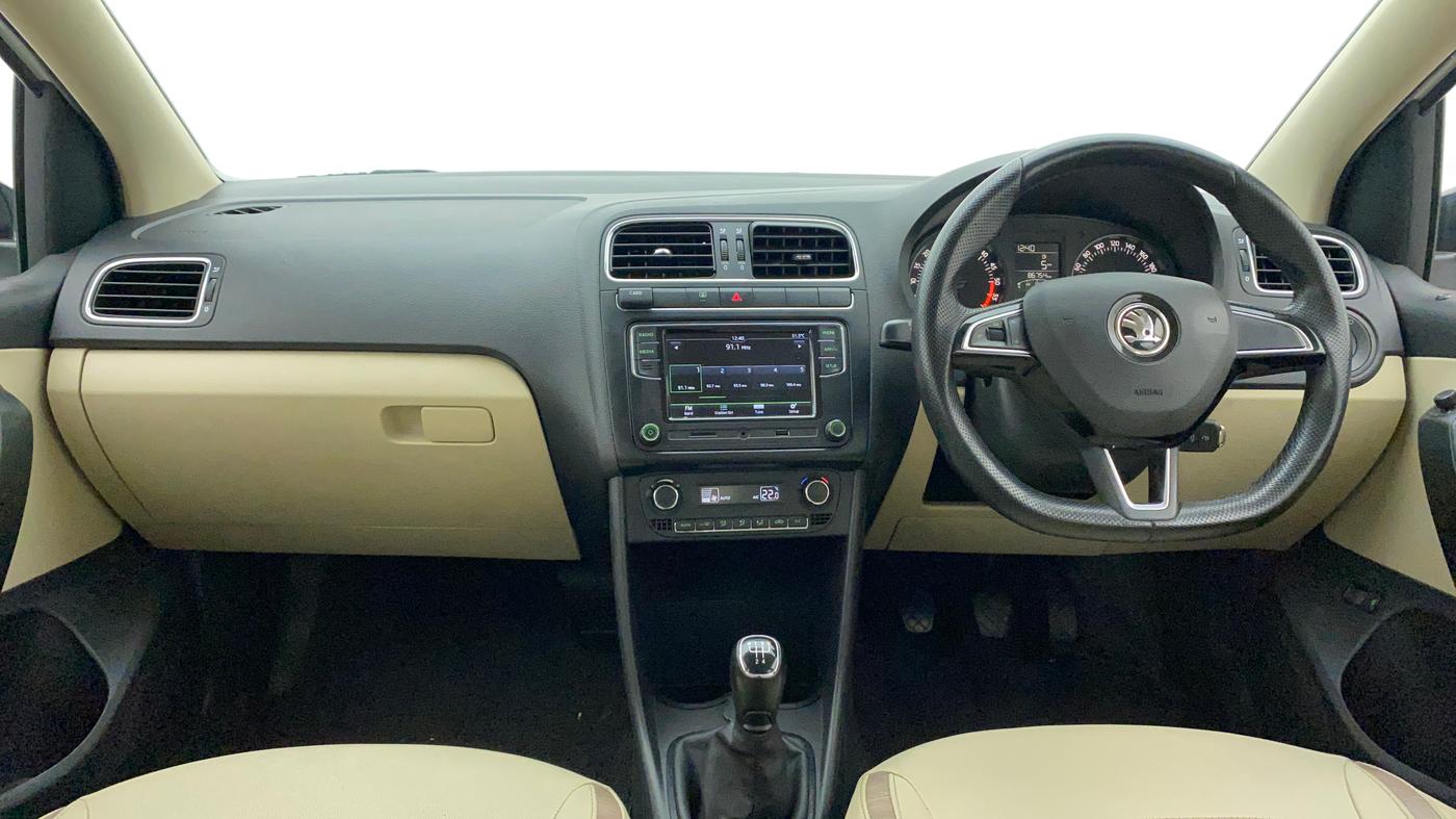 2018 Skoda Rapid AMBITION 1.5 TDI, Diesel, Manual, 86,754 km, Dashboard