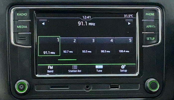 2018 Skoda Rapid AMBITION 1.5 TDI, Diesel, Manual, 86,754 km, Infotainment System