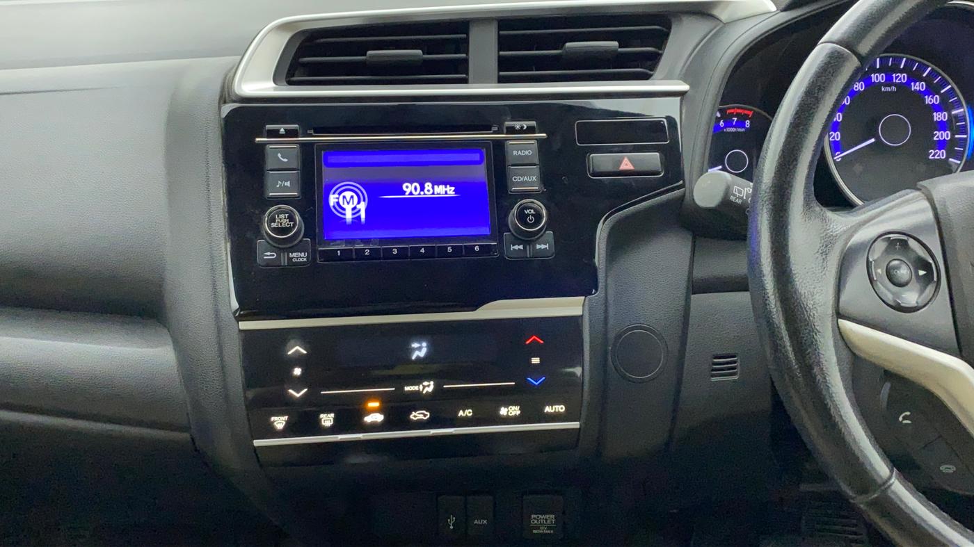 2018 Honda Jazz 1.2 V AT, Petrol, Automatic, 36,317 km, Air Conditioner