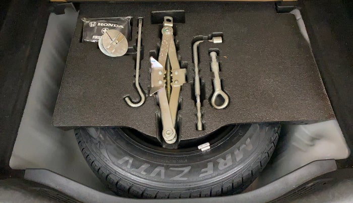 2018 Honda Jazz 1.2 V AT, Petrol, Automatic, 36,317 km, Spare Tyre