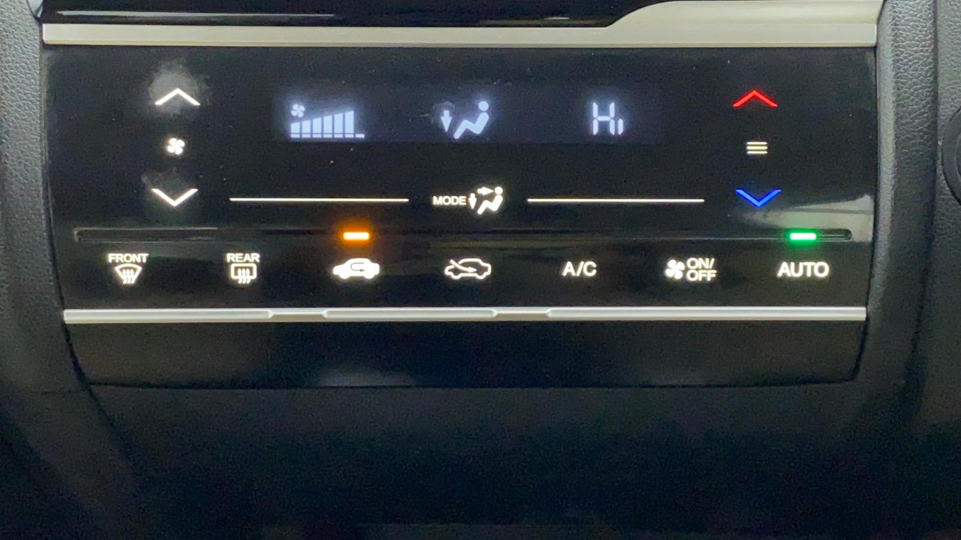 2018 Honda Jazz 1.2 V AT, Petrol, Automatic, 36,317 km, Automatic Climate Control