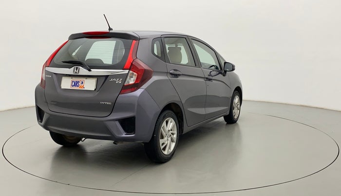 2018 Honda Jazz 1.2 V AT, Petrol, Automatic, 36,317 km, Right Back Diagonal