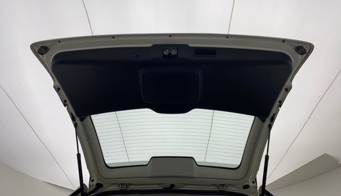 2020 Tata Hexa Varicor 400 XMA, Diesel, Automatic, 10,032 km, Boot Door Open