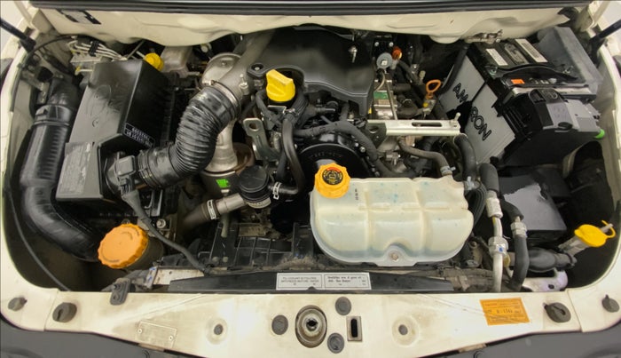 2020 Tata Hexa Varicor 400 XMA, Diesel, Automatic, 10,032 km, Open Bonet