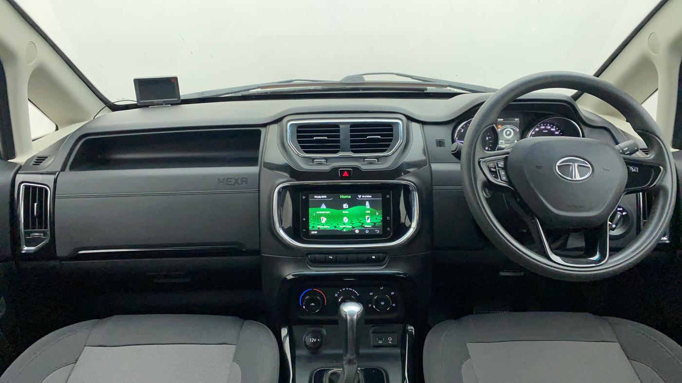 2020 Tata Hexa Varicor 400 XMA, Diesel, Automatic, 10,032 km, Dashboard