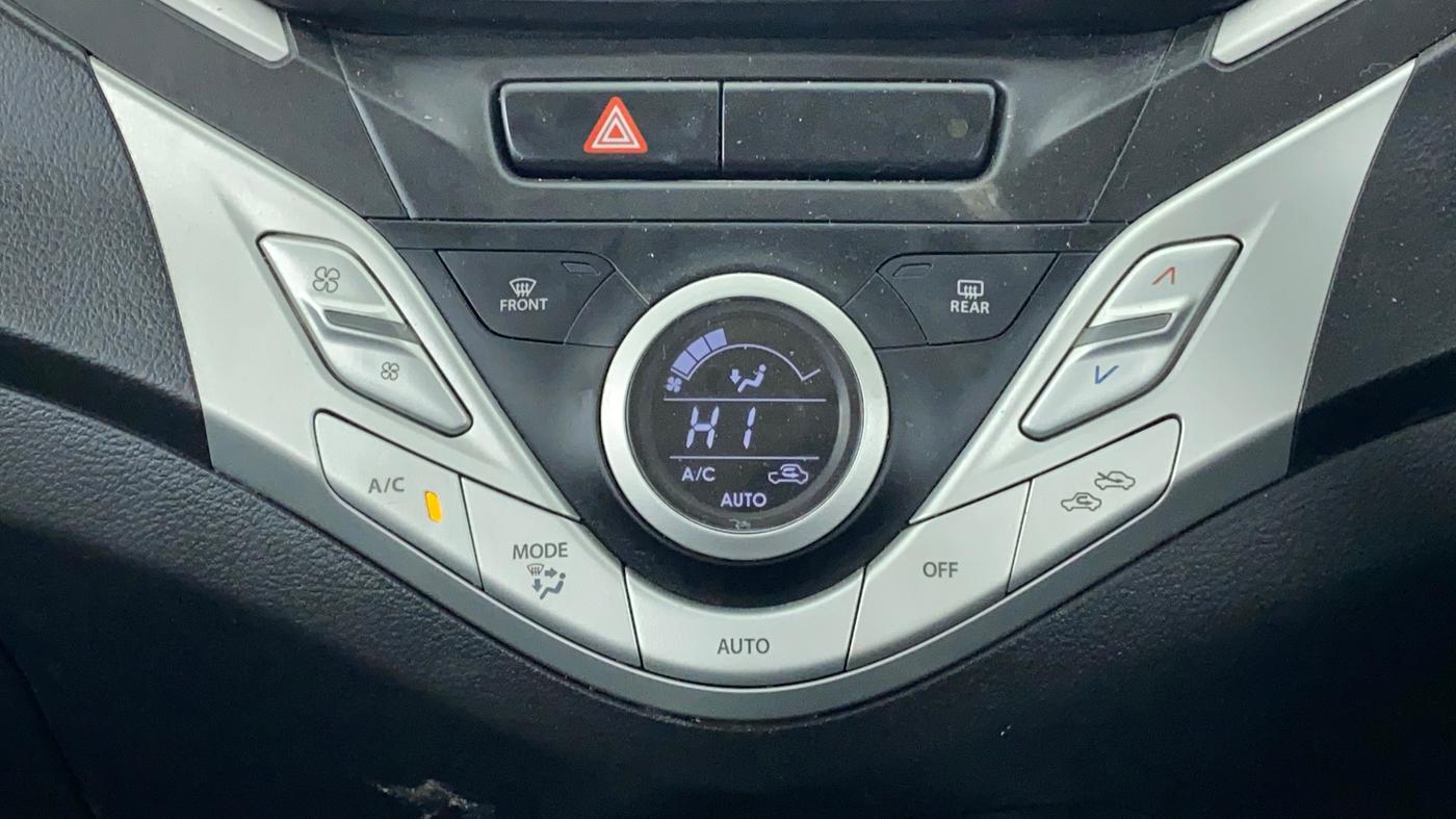 2016 Maruti Baleno DELTA PETROL 1.2, Petrol, Manual, 41,373 km, Automatic Climate Control