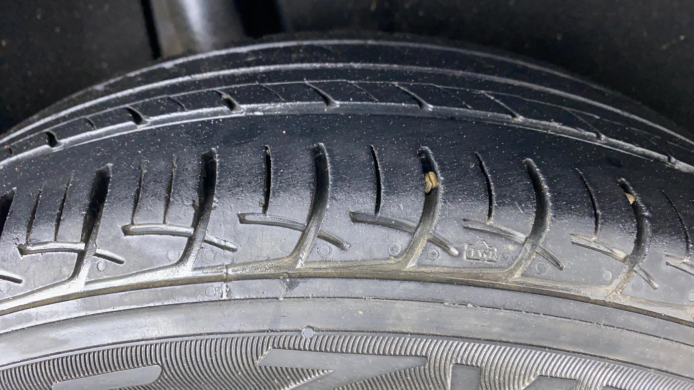 2016 Maruti Baleno DELTA PETROL 1.2, Petrol, Manual, 41,373 km, Right Rear Tyre Tread