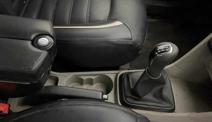 2018 Tata Tiago XE PETROL, Petrol, Manual, 56,825 km, Gear Lever