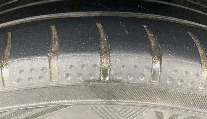 2021 Hyundai NEW I20 ASTA (O) 1.5 CRDI MT, Diesel, Manual, 89,972 km, Left Rear Tyre Tread