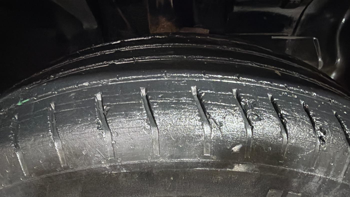2022 Tata PUNCH PURE MT, Petrol, Manual, 18,448 km, Right Front Tyre Tread