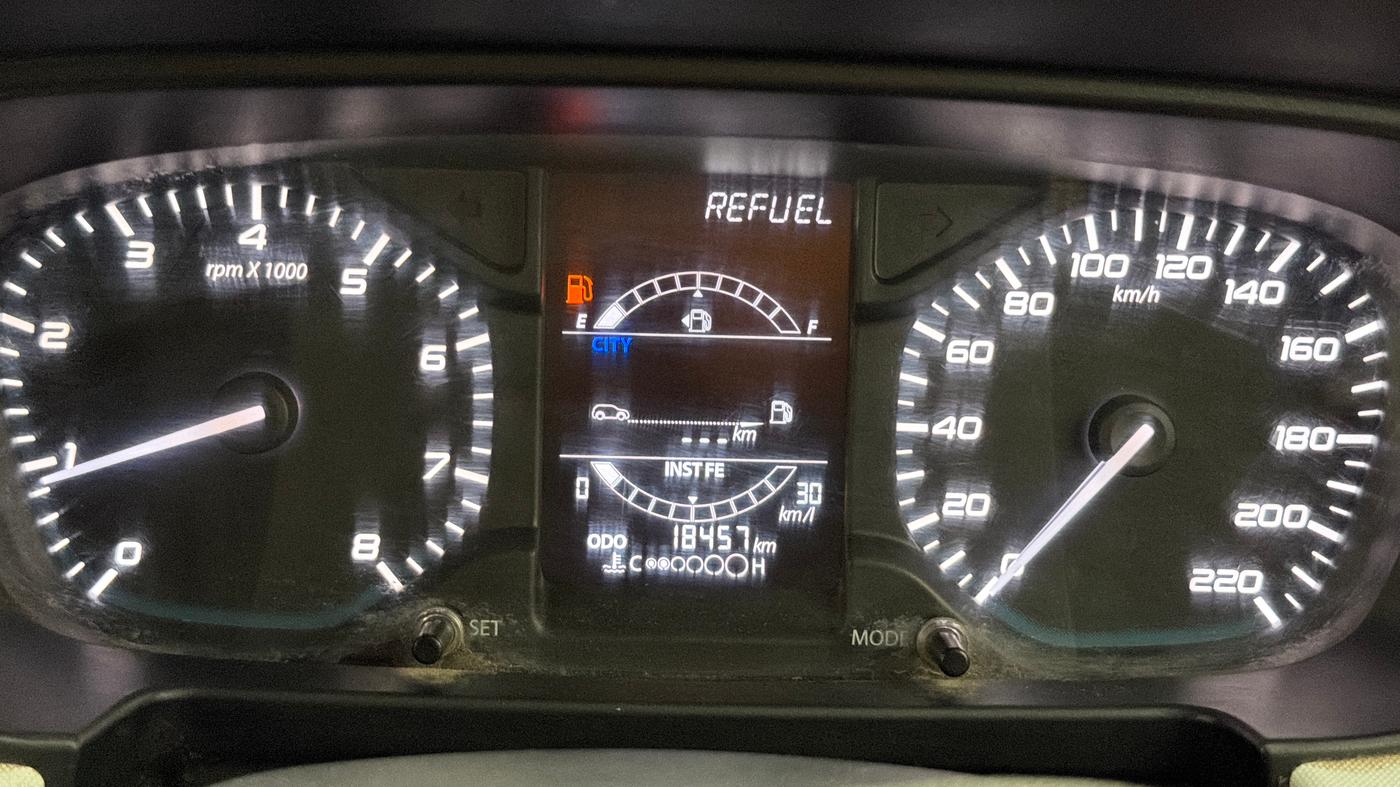 2022 Tata PUNCH PURE MT, Petrol, Manual, 18,448 km, Odometer Image