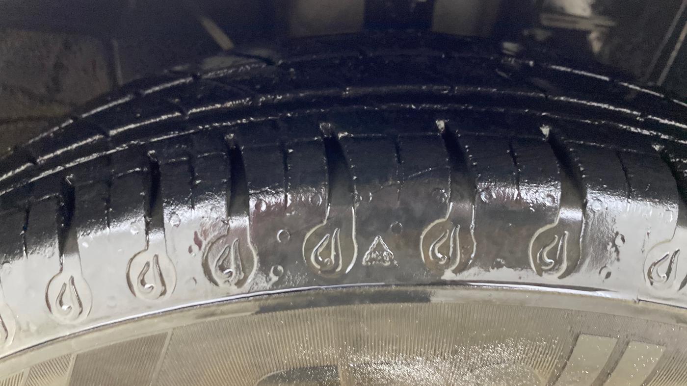 2020 Datsun Redi Go A, Petrol, Manual, 23,515 km, Right Front Tyre Tread