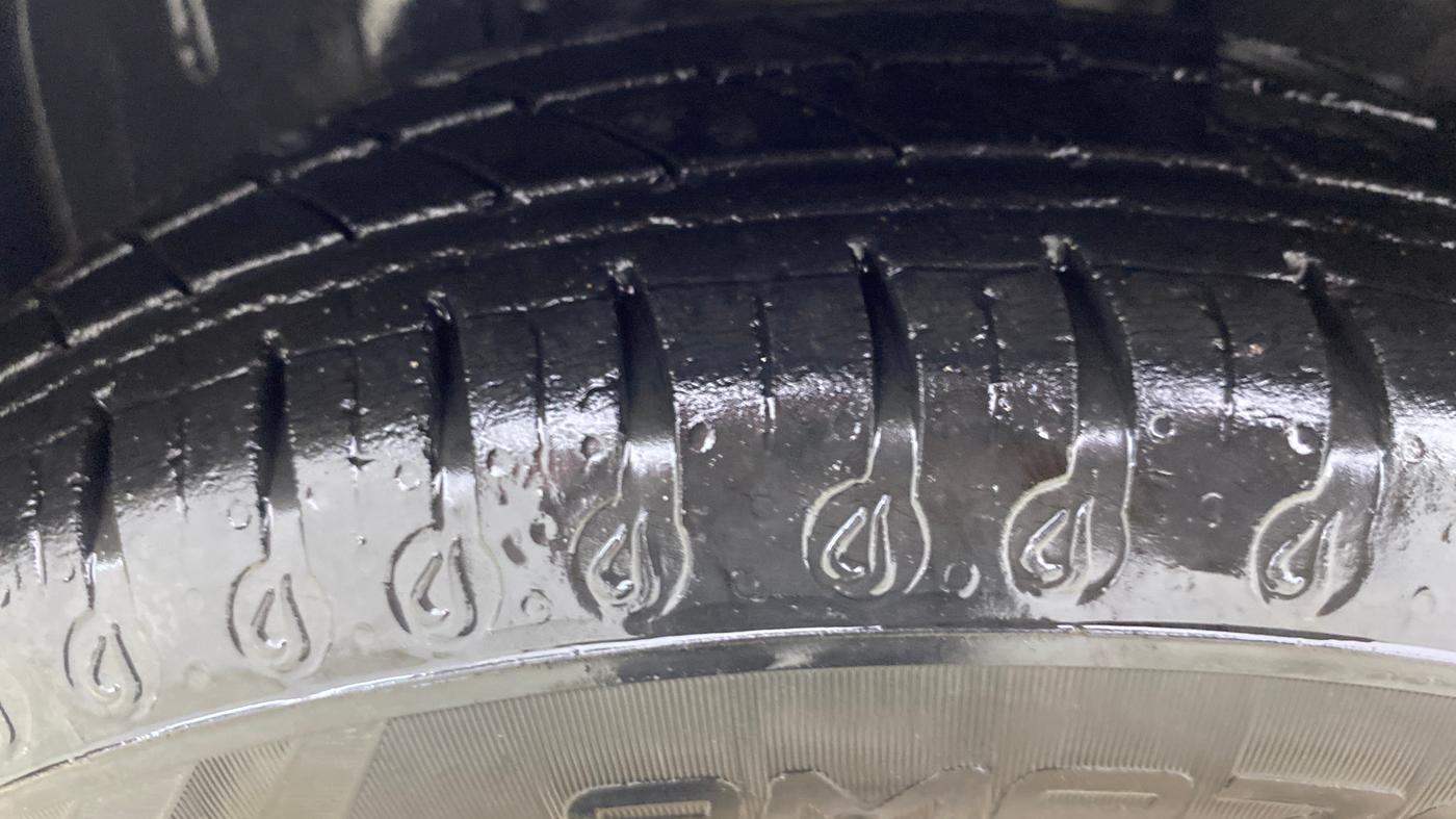 2020 Datsun Redi Go A, Petrol, Manual, 23,515 km, Left Front Tyre Tread