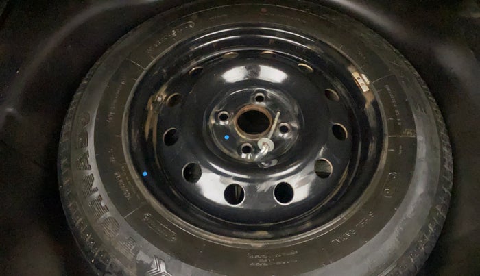 2014 Maruti Swift Dzire VXI AT, Petrol, Automatic, 73,898 km, Spare Tyre