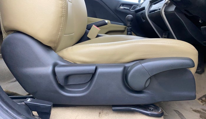 2019 Honda City 1.5L I-VTEC VX, Petrol, Manual, 60,421 km, Driver Side Adjustment Panel