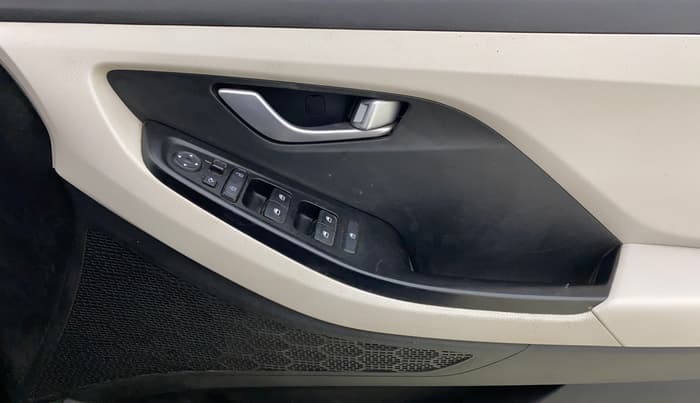 2023 Hyundai Creta SX 1.5 PETROL, Petrol, Manual, 67,113 km, Driver Side Door Panels Control
