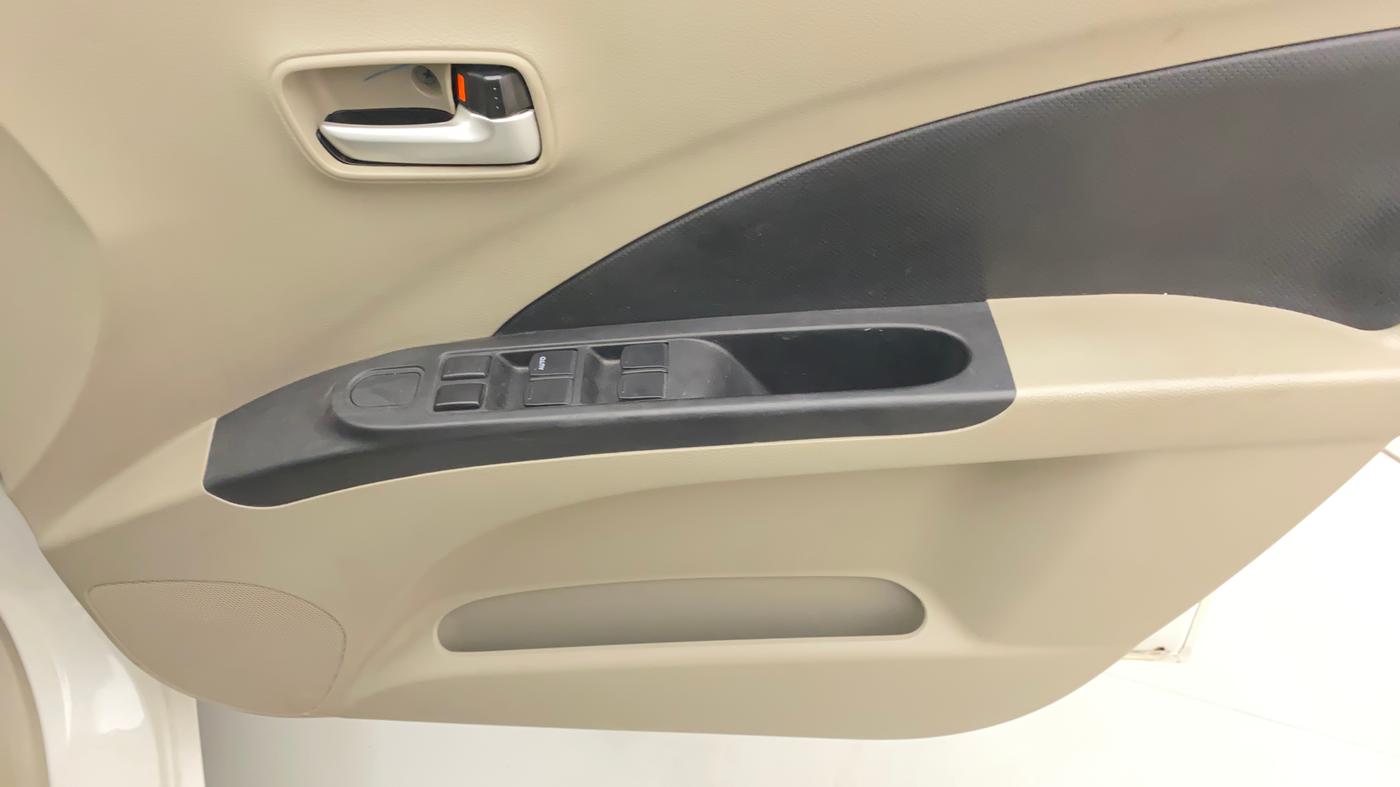 2017 Maruti Celerio VXI, Petrol, Manual, 44,338 km, Driver Side Door Panels Control