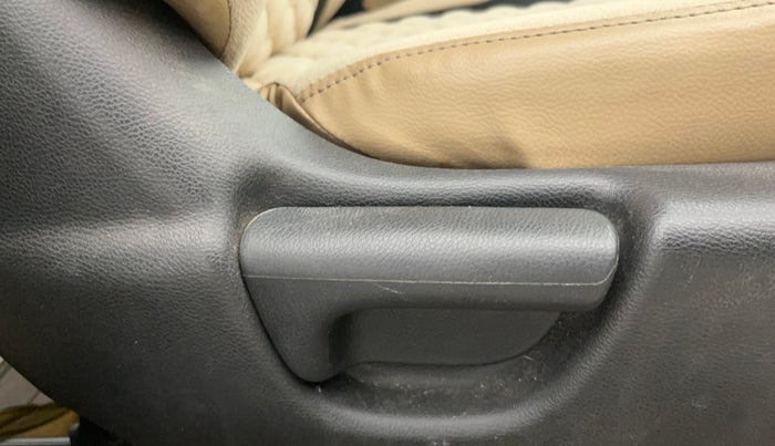 2014 Honda City 1.5L I-VTEC SV, Petrol, Manual, 61,823 km, Driver Side Adjustment Panel