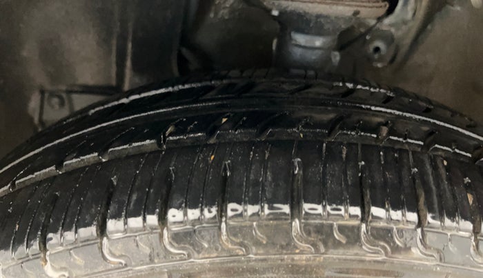 2019 Maruti New Wagon-R VXI 1.2, Petrol, Manual, 42,355 km, Left Front Tyre Tread