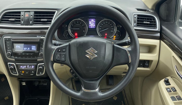 2016 Maruti Ciaz ZXI, Petrol, Manual, 35,851 km, Steering Wheel Close Up