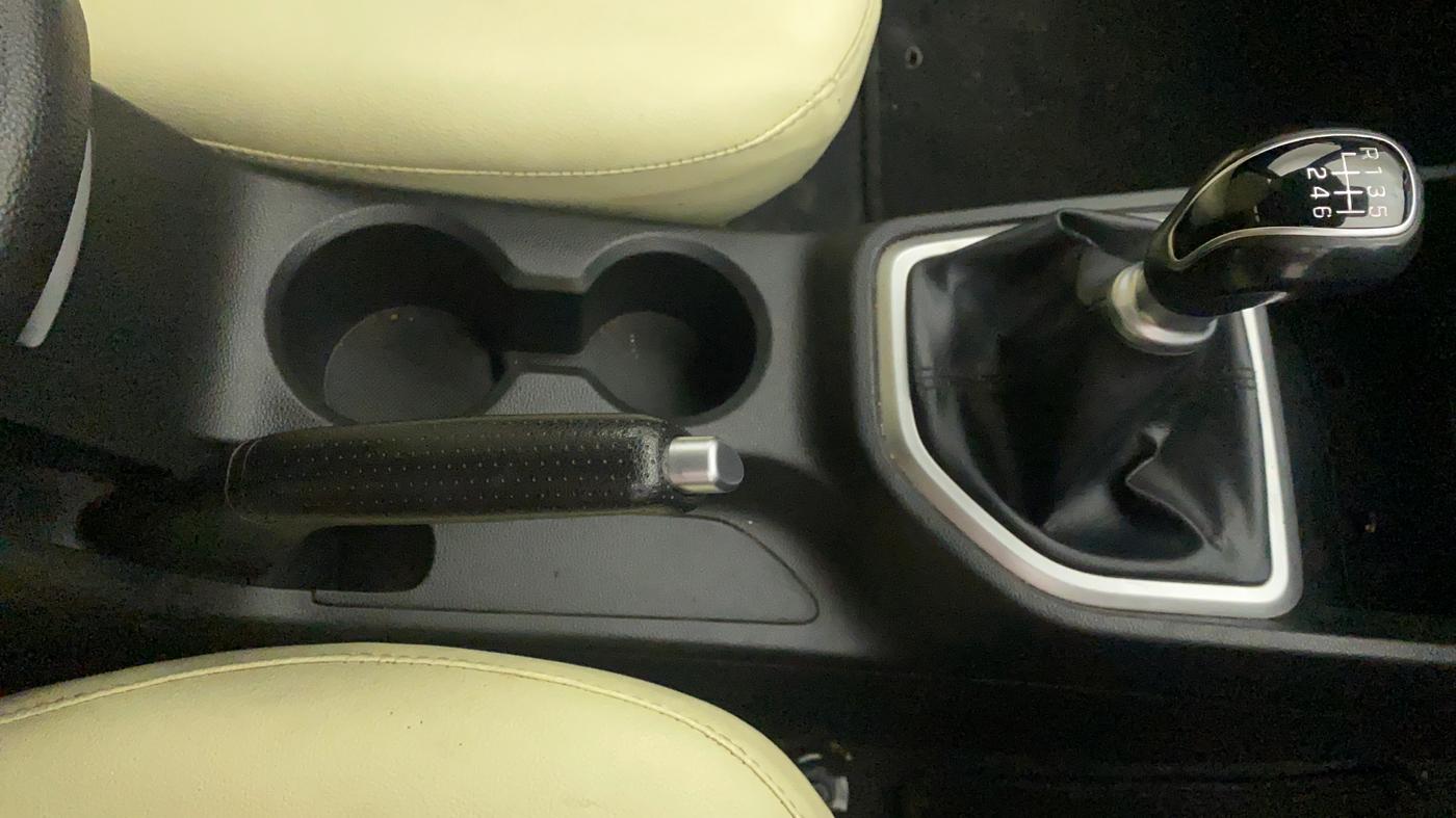 2019 Hyundai Creta SX 1.6 PETROL, Petrol, Manual, 60,378 km, Gear Lever