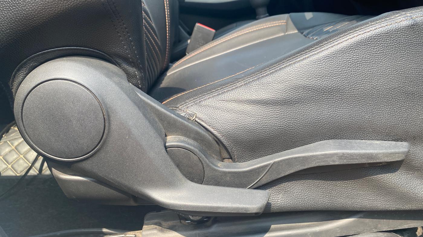 2019 Maruti Swift ZXI, Petrol, Manual, 78,723 km, Driver Side Adjustment Panel