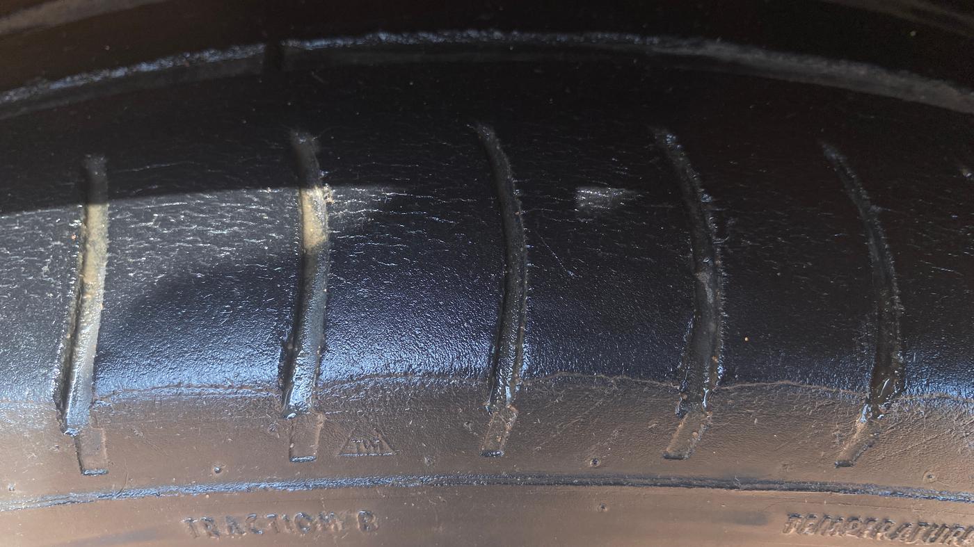 2019 Maruti Swift ZXI, Petrol, Manual, 78,723 km, Right Front Tyre Tread