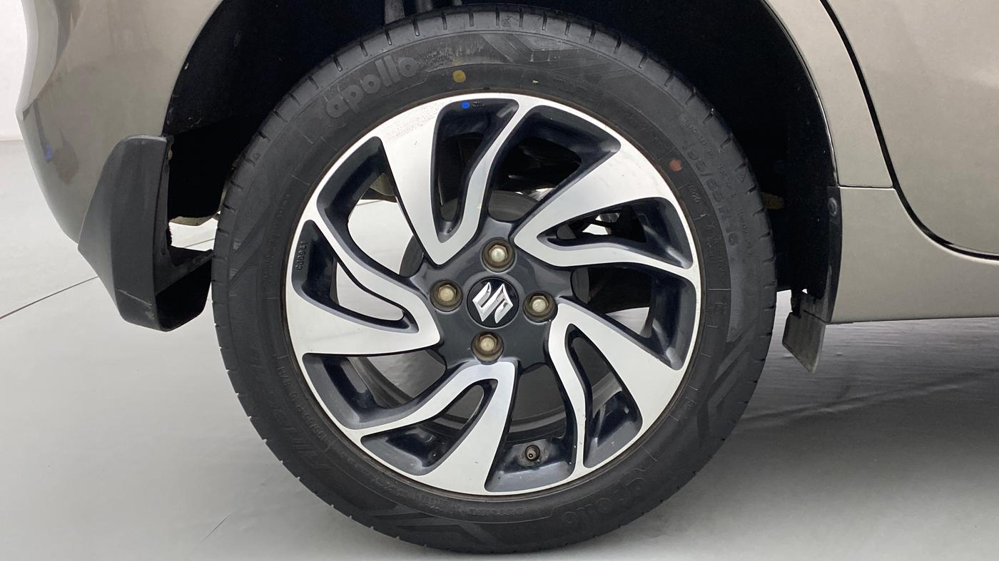 2020 Maruti Baleno ZETA CVT PETROL 1.2, Petrol, Automatic, 59,440 km, Right Rear Wheel