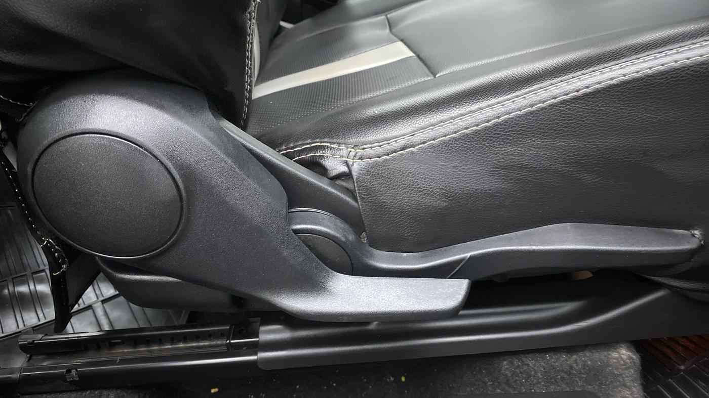 2020 Maruti Baleno ZETA CVT PETROL 1.2, Petrol, Automatic, 59,440 km, Driver Side Adjustment Panel