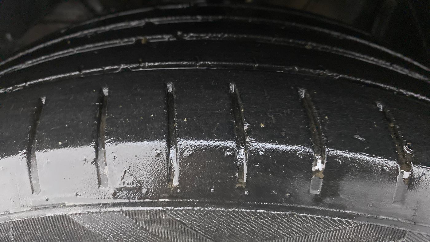 2020 Maruti Baleno ZETA CVT PETROL 1.2, Petrol, Automatic, 59,440 km, Left Front Tyre Tread