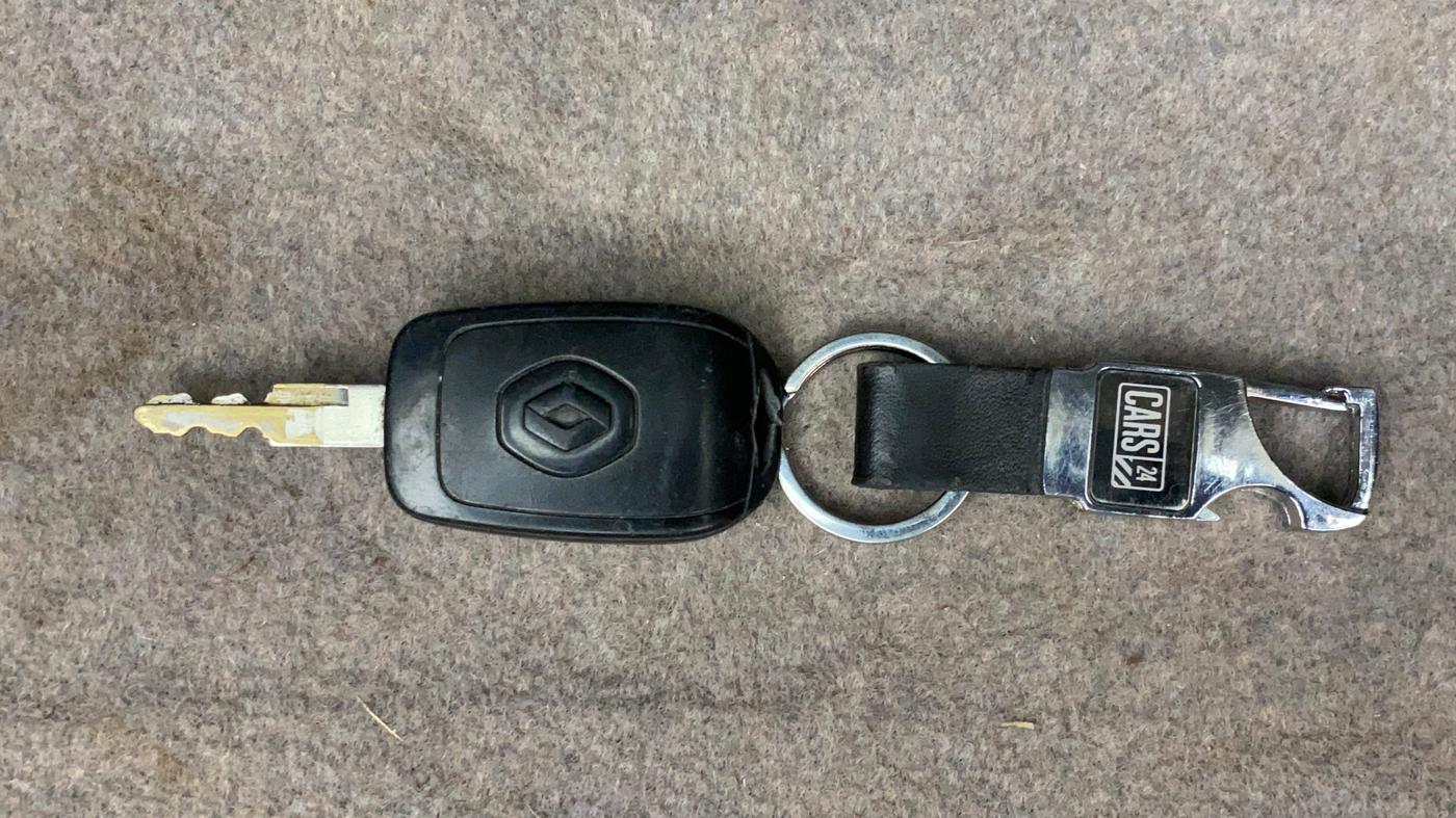 2016 Renault Kwid RXL, Petrol, Manual, 52,582 km, Key Close Up