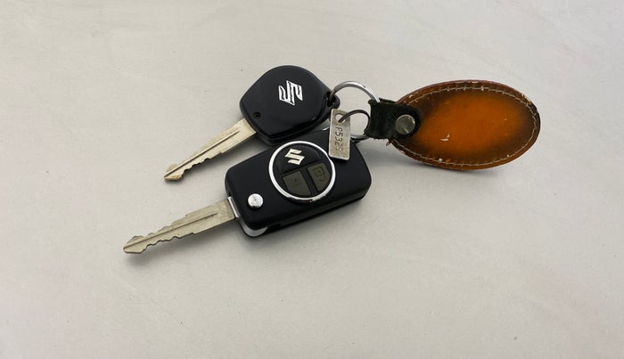 2014 Maruti Ertiga VXI CNG, CNG, Manual, 92,300 km, Key Close Up