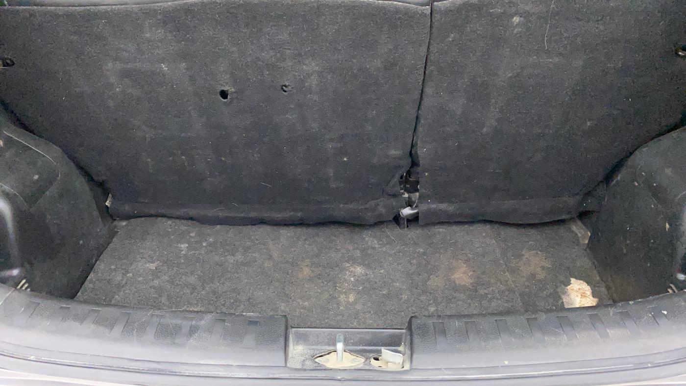 2017 Maruti Swift VXI, Petrol, Manual, 1,16,084 km, Boot Inside