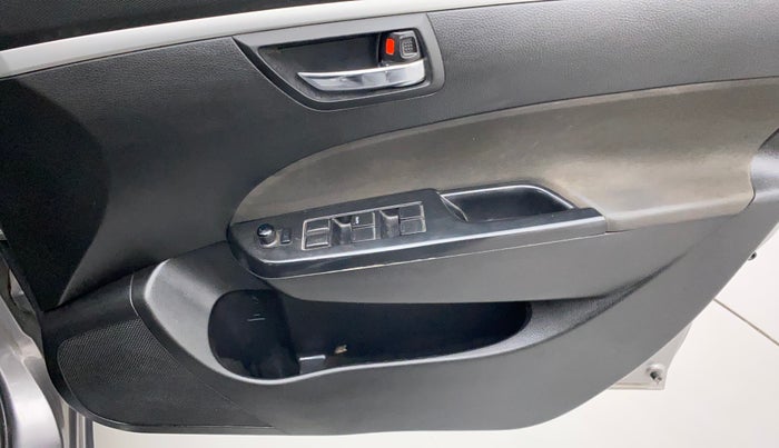 2017 Maruti Swift VXI, Petrol, Manual, 1,16,084 km, Driver Side Door Panels Control