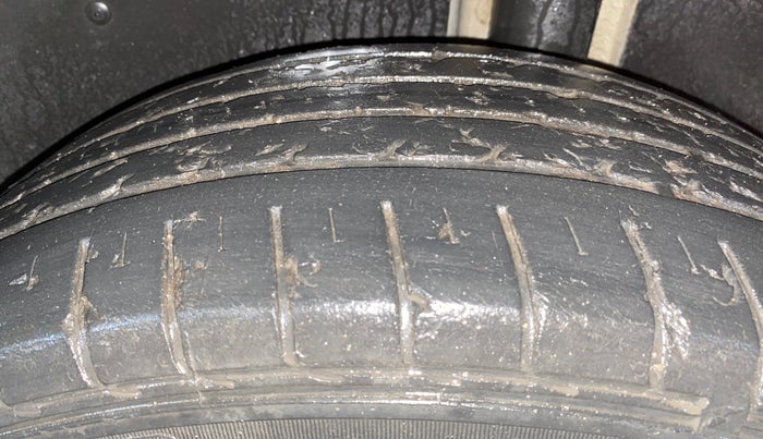 2019 MG HECTOR SHARP 1.5 DCT PETROL, Petrol, Automatic, 60,175 km, Left Rear Tyre Tread