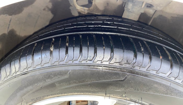 2023 Hyundai NEW I20 ASTA (O) 1.2 MT, Petrol, Manual, 6,991 km, Left Front Tyre Tread