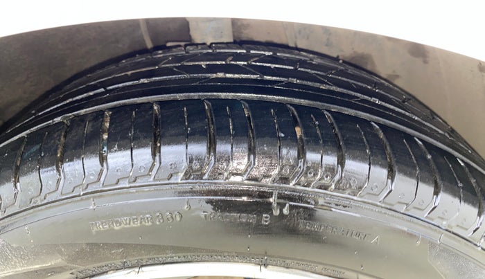 2023 Hyundai NEW I20 ASTA (O) 1.2 MT, Petrol, Manual, 6,991 km, Right Front Tyre Tread