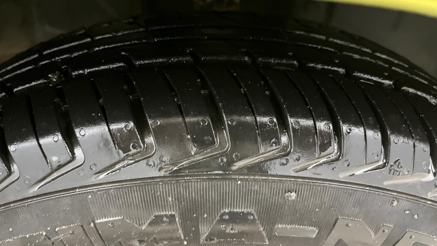 2017 Datsun Redi Go T(O) 1.0, Petrol, Manual, 12,345 km, Right Front Tyre Tread