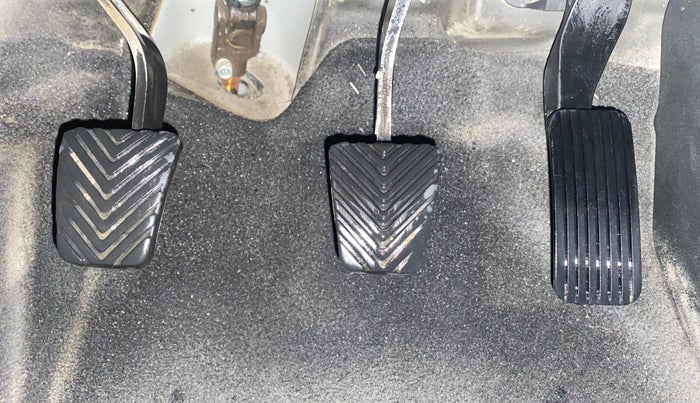 2017 Hyundai Verna 1.6 CRDI SX, Diesel, Manual, 1,40,501 km, Pedals