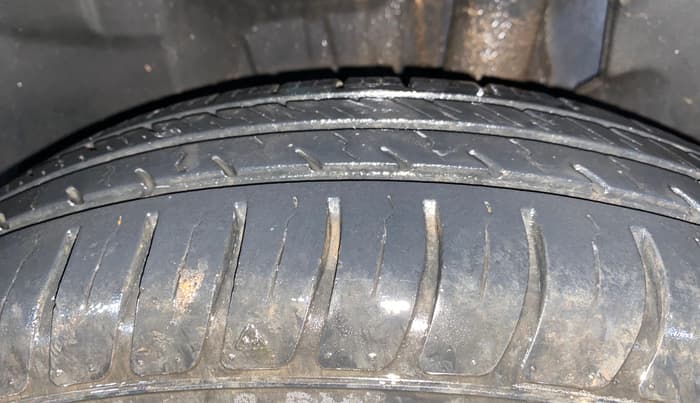2022 Maruti Swift VXI, Petrol, Manual, 15,803 km, Left Rear Tyre Tread