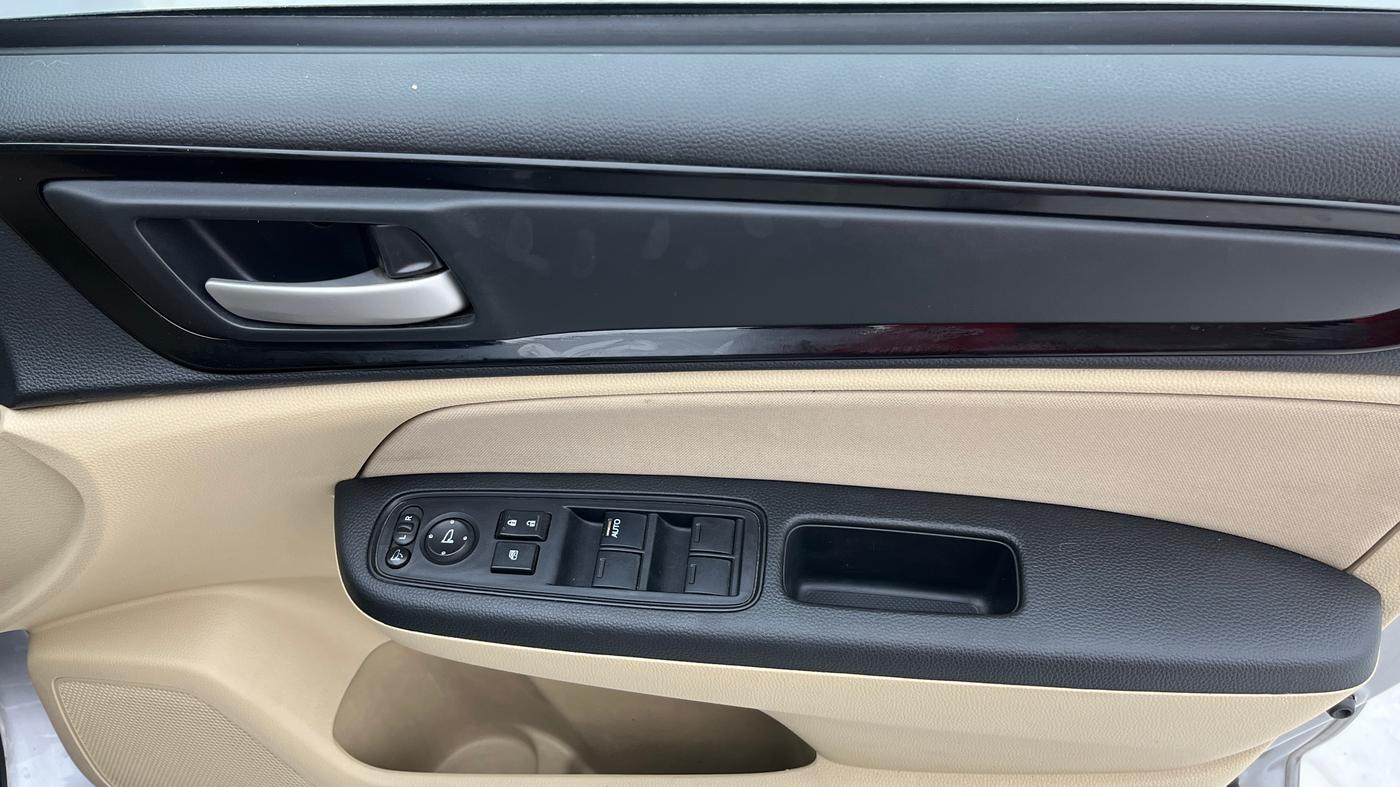 2019 Honda Amaze 1.2L I-VTEC VX, Petrol, Manual, 72,444 km, Driver Side Door Panels Control