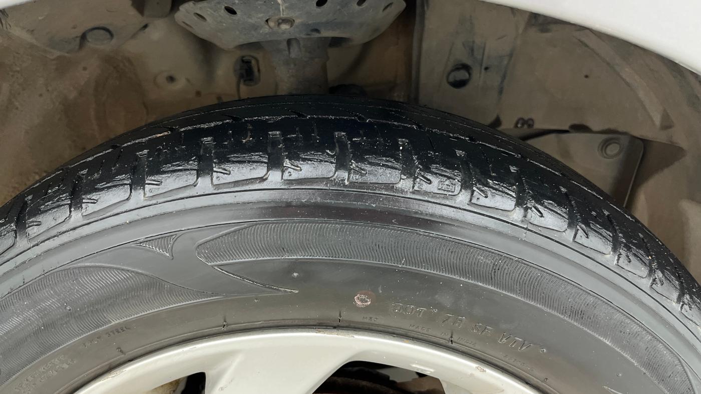 2019 Honda Amaze 1.2L I-VTEC VX, Petrol, Manual, 72,444 km, Right Front Tyre Tread