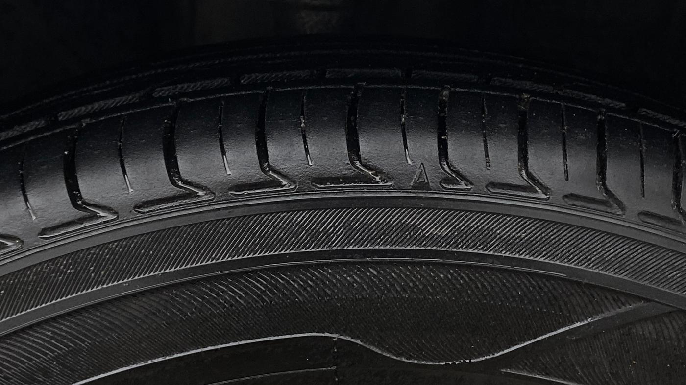 2018 Datsun Redi Go S, Petrol, Manual, 58,332 km, Right Front Tyre Tread