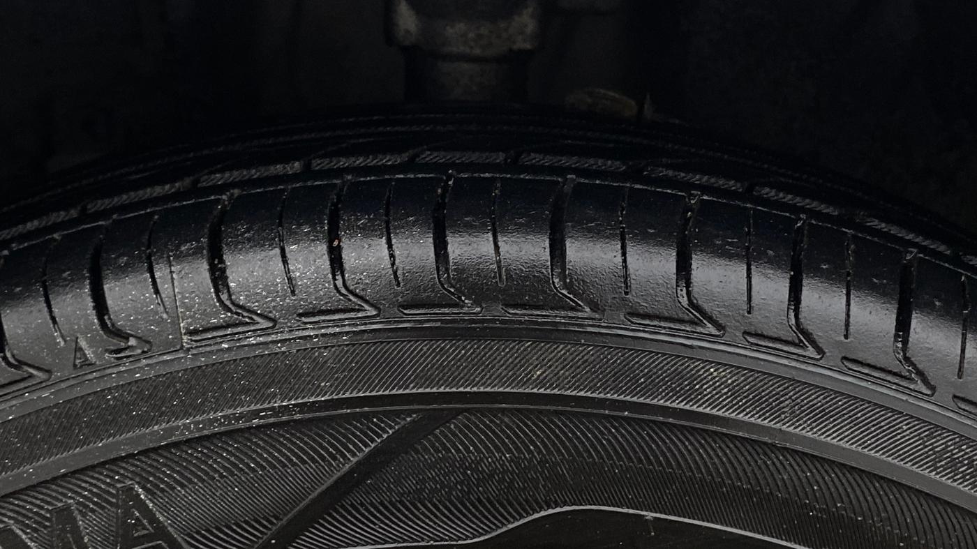 2018 Datsun Redi Go S, Petrol, Manual, 58,332 km, Left Front Tyre Tread