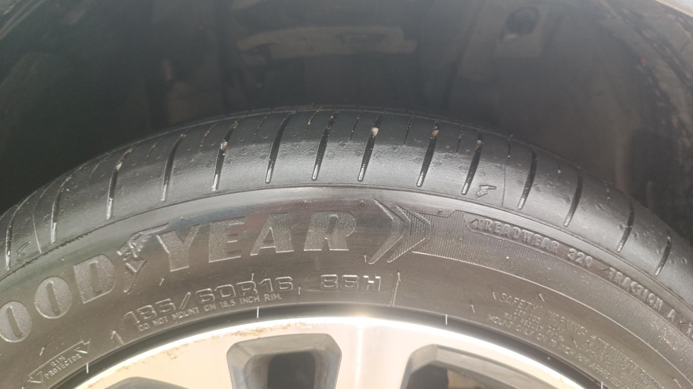2023 Tata ALTROZ XZ Plus Sunroof i-Turbo , Petrol, Manual, 45,516 km, Right Front Tyre Tread