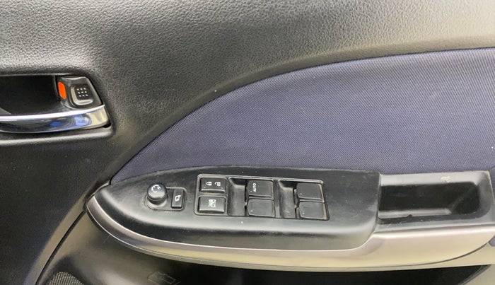 2019 Maruti Baleno DELTA PETROL 1.2, Petrol, Manual, 53,608 km, Driver Side Door Panels Control