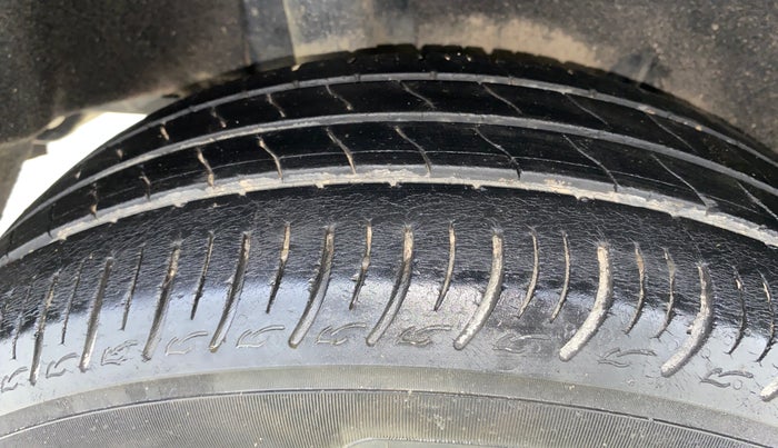 2019 Maruti Baleno DELTA PETROL 1.2, Petrol, Manual, 53,608 km, Right Rear Tyre Tread